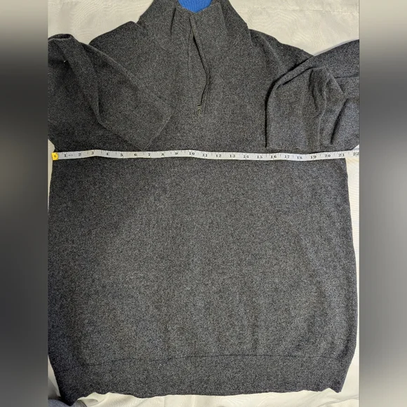 Banana Republic Men's Dark Charcoal Half-Zip Sweater - Picture 6 of 7